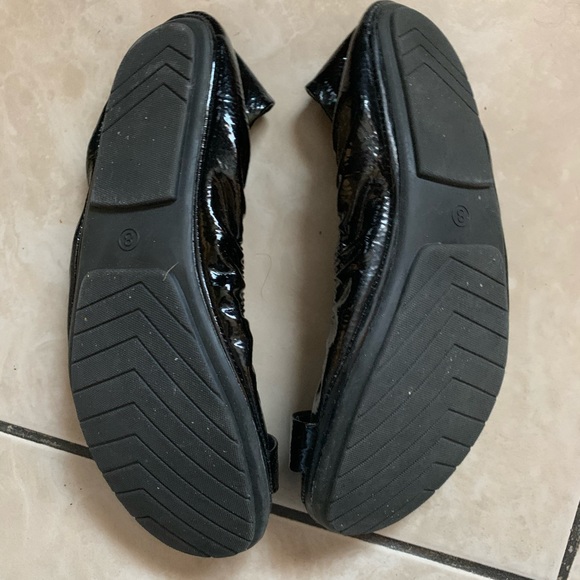 Ladies Ballet Flats - Picture 2 of 2